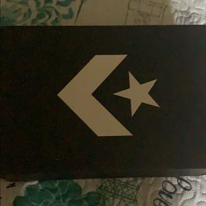 Bran New NOT A CHUCK Converse size 5